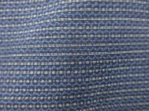 アンティーク　絣柄織り出し本場泥大島紬男物着物